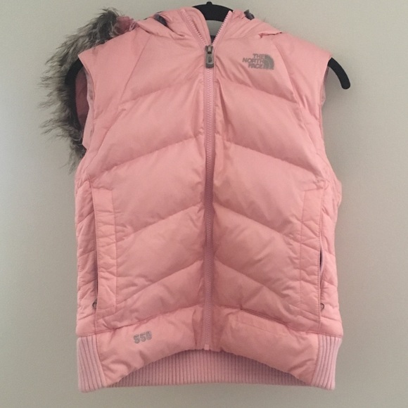 ⚫️!SOLD!⚫️North Face puffer vest - Picture 2 of 8